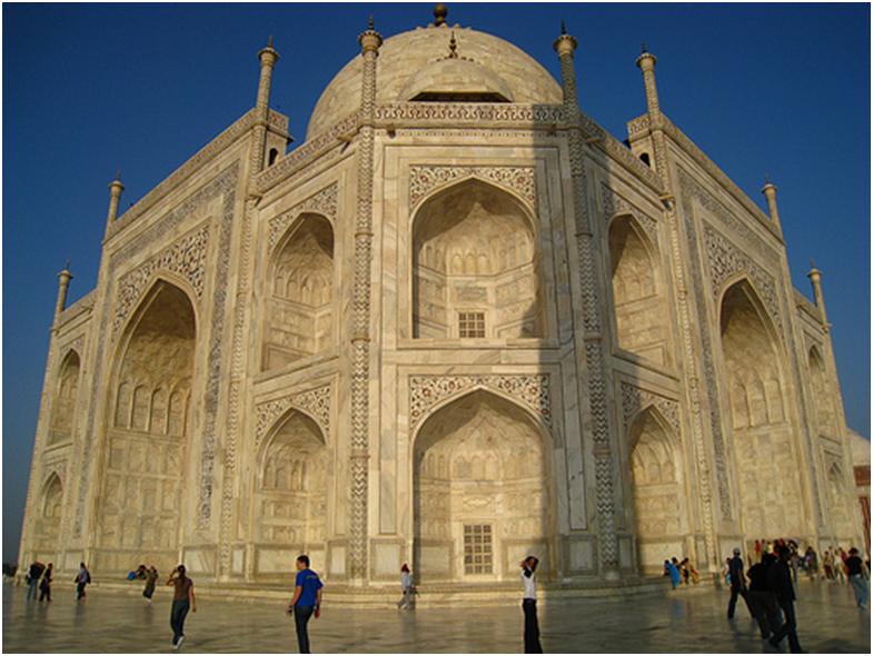 K24 - Taj Mahal2 - Főépület